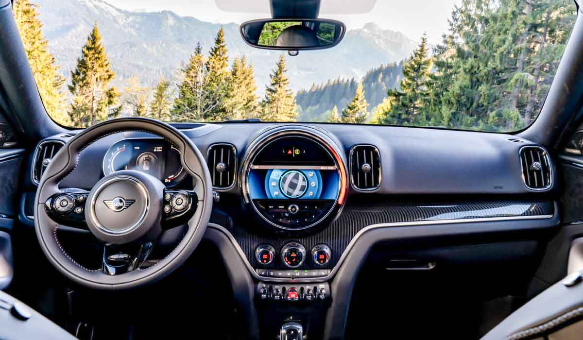 2023 Mini Cooper Countryman Interior