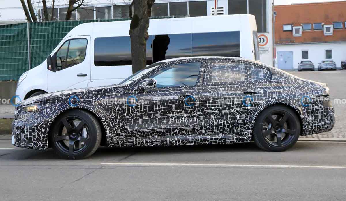 2023 BMW M5